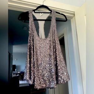 Sparkle silvery tank size small